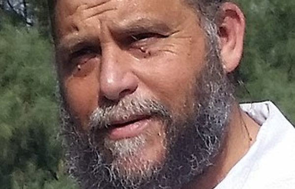 מאמר תגובה על מאמר מערכת- מצורע- "היכן גבול ההכלה בבתי הכנסת"?