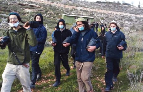 נושאי הדגל – סיפורה של גבעת קומי אורי